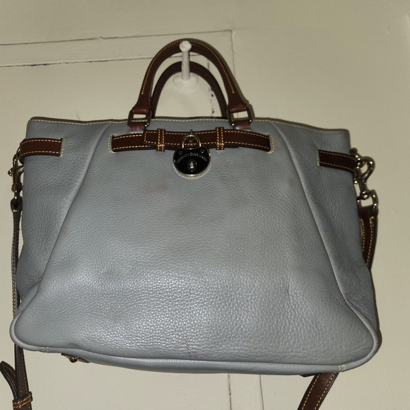 Dooney & Bourke Samba Belted Shopper - Picture 4 of 10